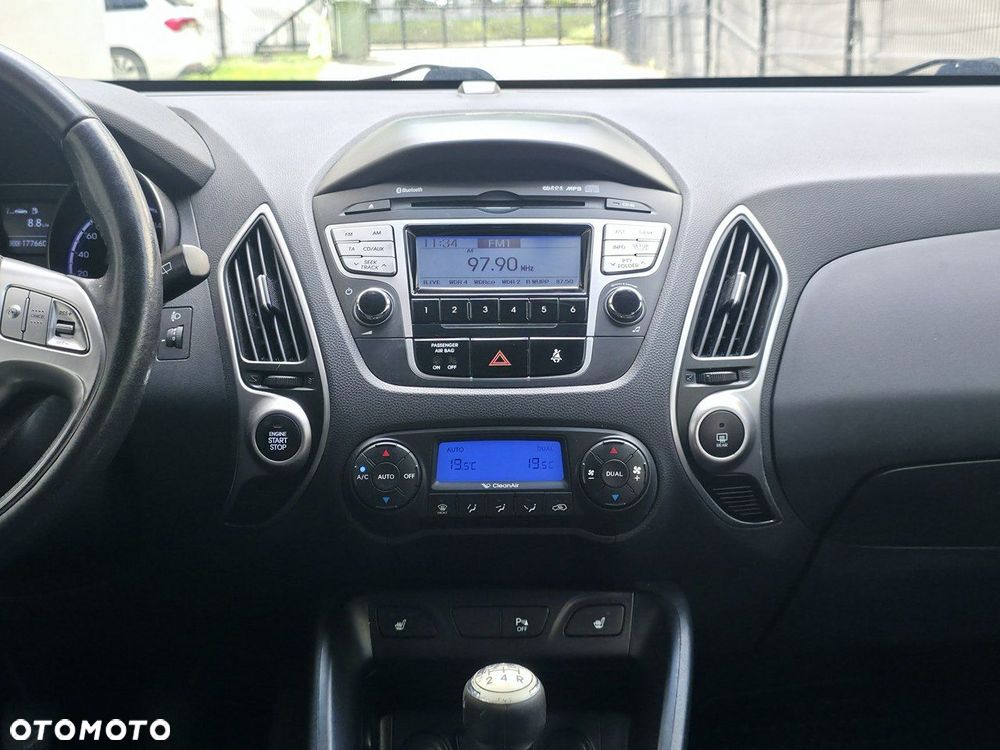 Hyundai ix35 - 15