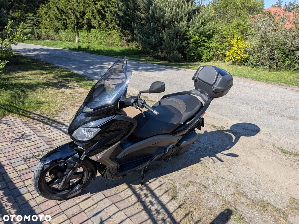 Yamaha X-max - 8