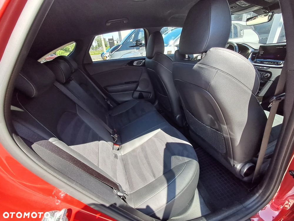 Kia ProCeed 1.5 T-GDI GT Line DCT - 23