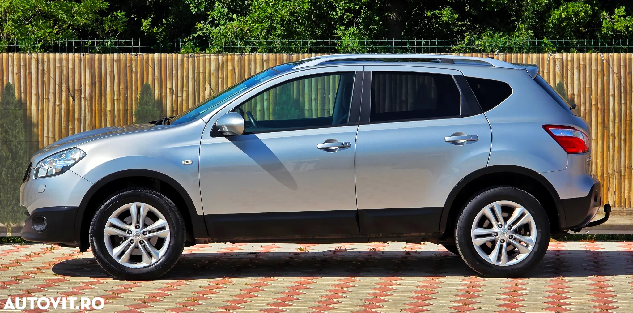 Nissan Qashqai 1.6 dCi DPF tekna - 6