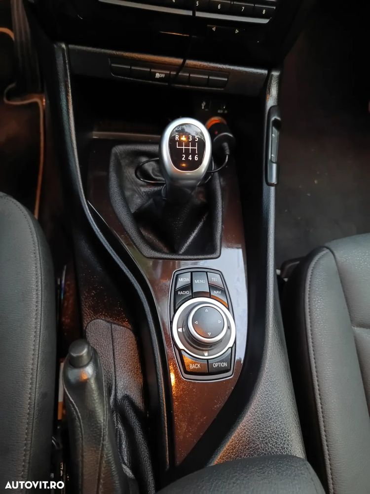 BMW X1 sDrive18i - 6