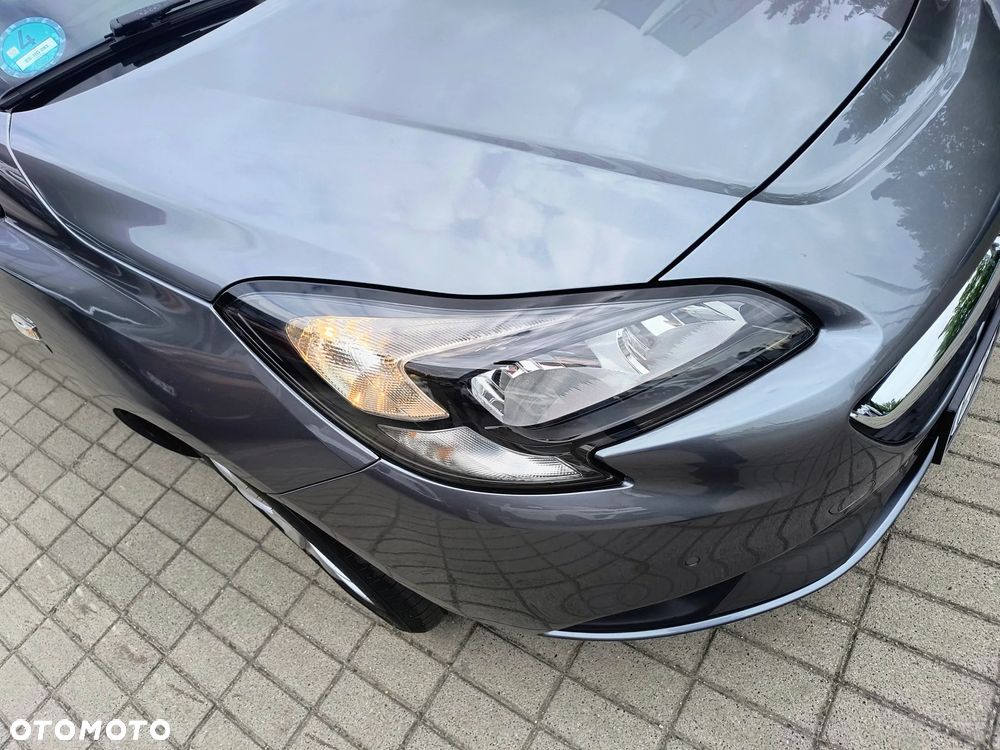 Opel Corsa 1.4 120 Jahre - 10