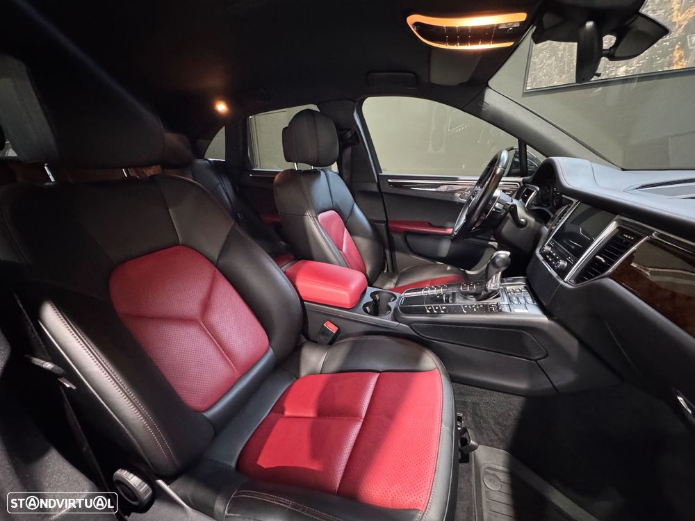 Porsche Macan S - 35