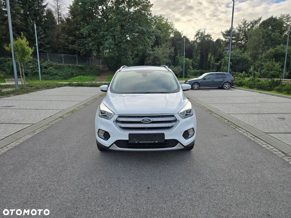 Ford Kuga 1.5 EcoBoost 2x4 Titanium - 18