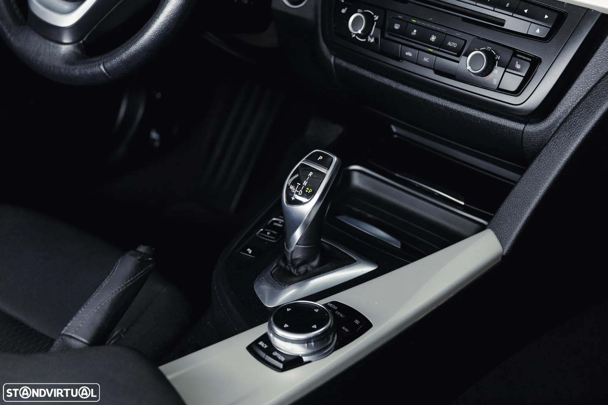 BMW 320 d DPF Touring Aut. - 18
