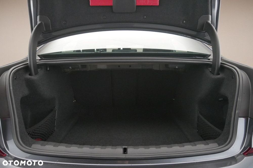 BMW Seria 3 - 16