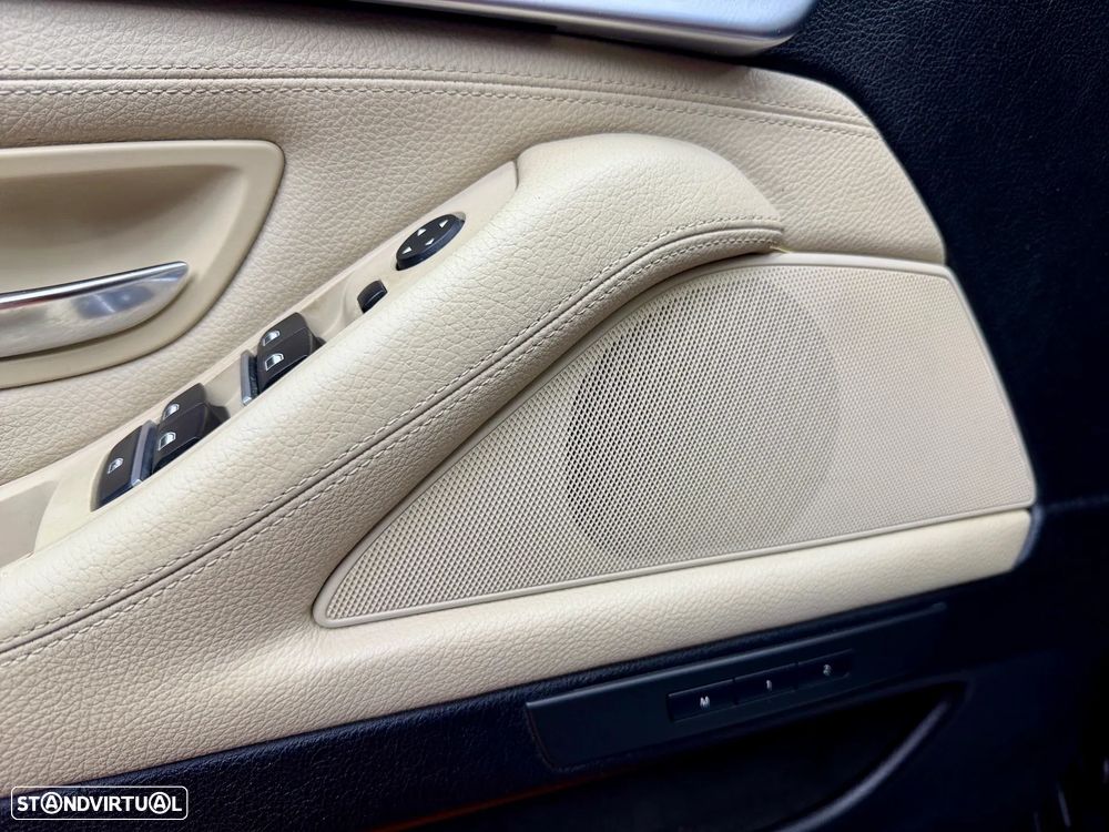 BMW 535 d xDrive Pack M Auto - 26