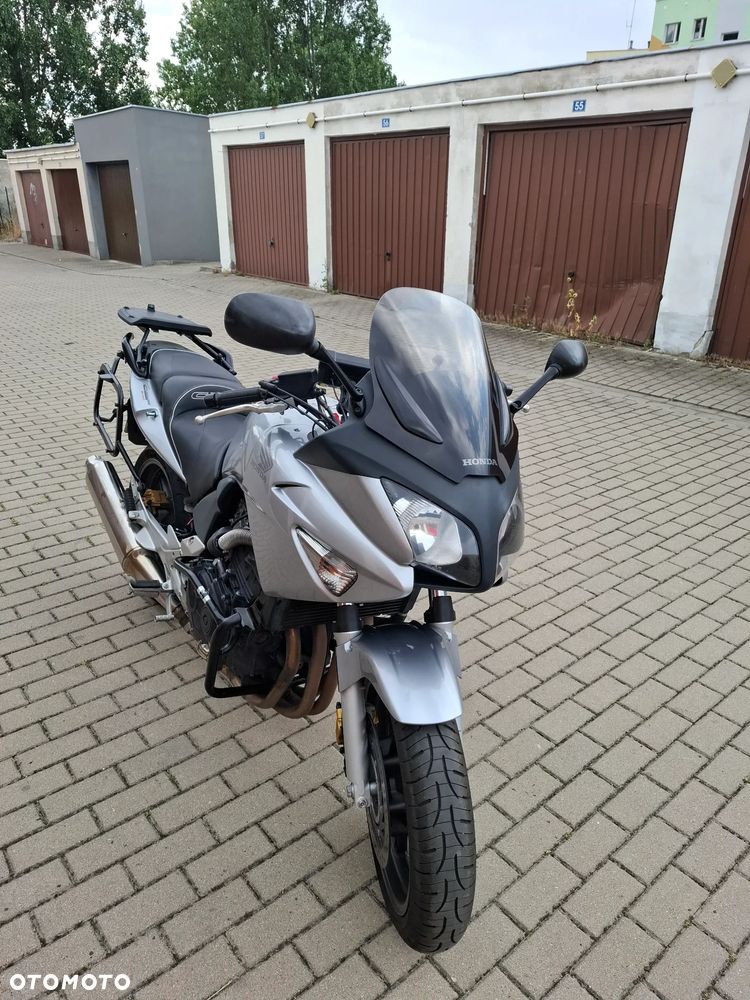 Honda CBF - 8