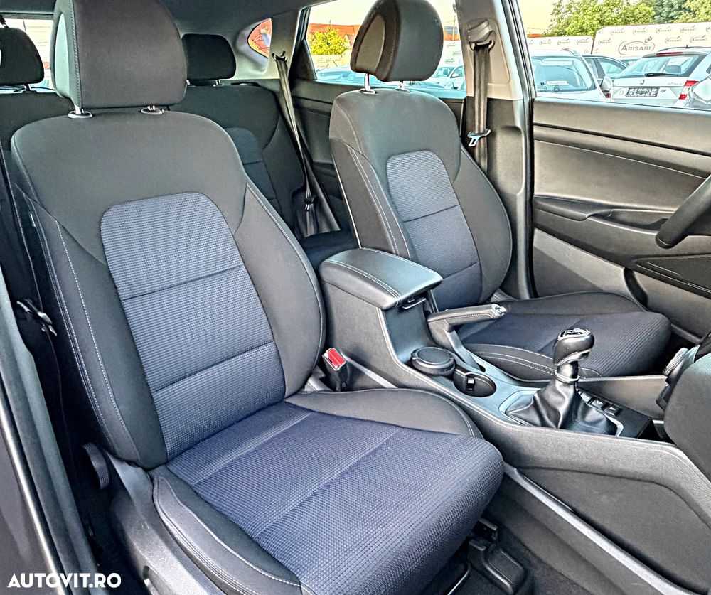 Hyundai Tucson 2.0 CRDI 4WD 6MT Premium - 15