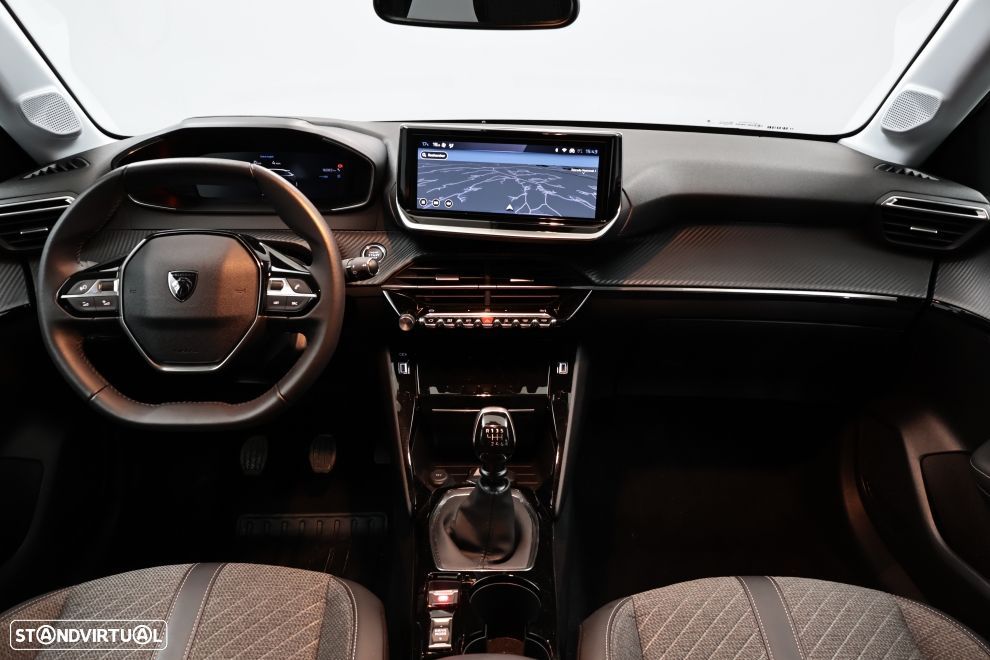 Peugeot 208 1.2 PureTech Allure - 18