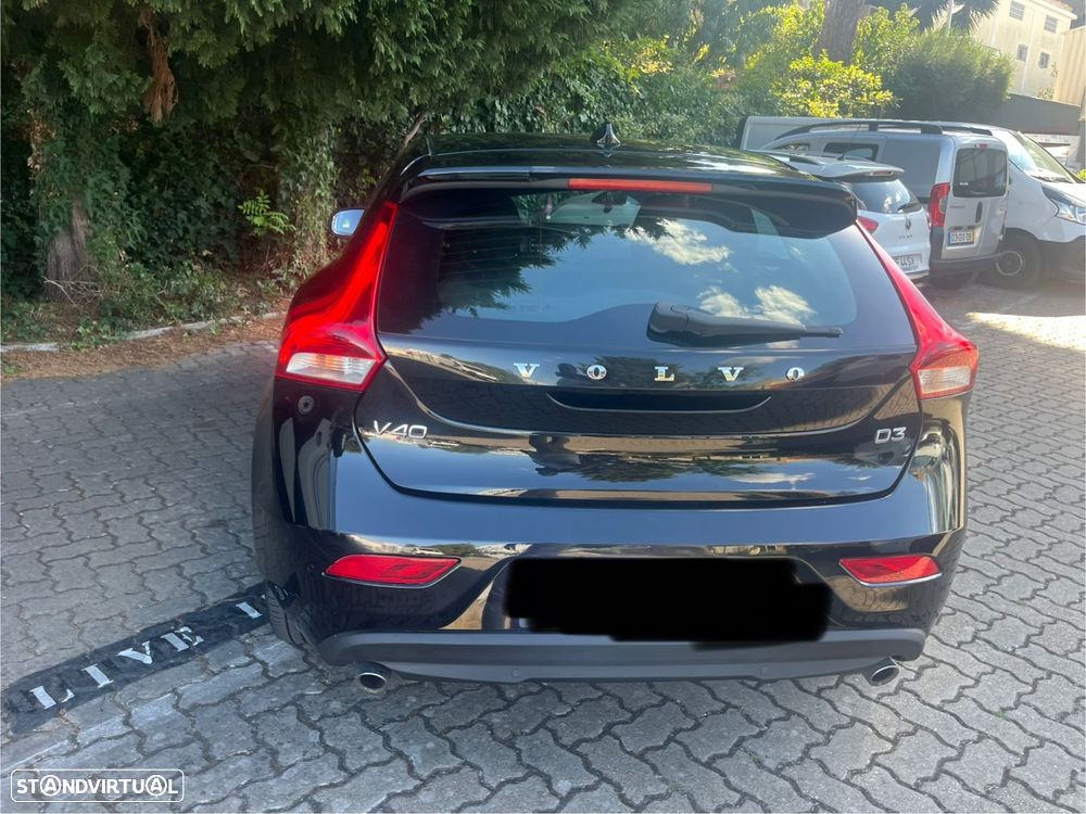 Volvo V40 2.0 D3 R-Design Momentum - 5