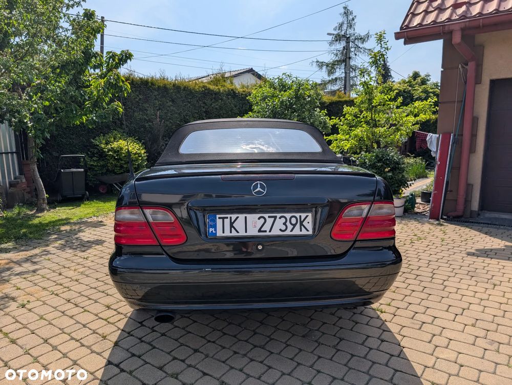 Mercedes-Benz CLK - 8
