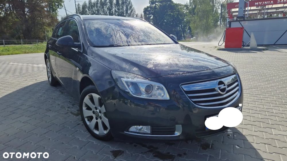 Opel Insignia 2.0 CDTI Sports Tourer - 2
