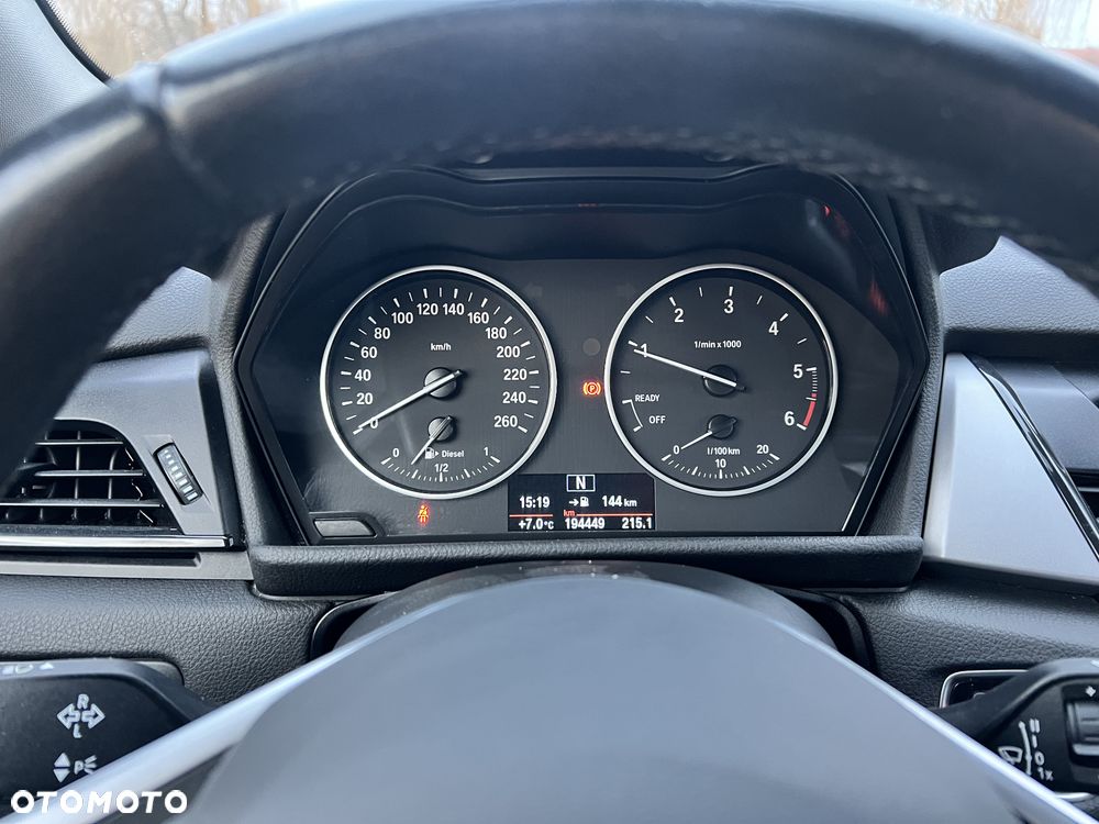 BMW Seria 2 216d - 28