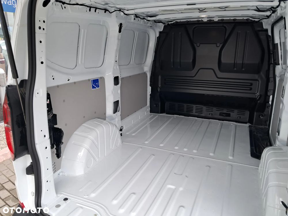 Volkswagen Transporter - 13