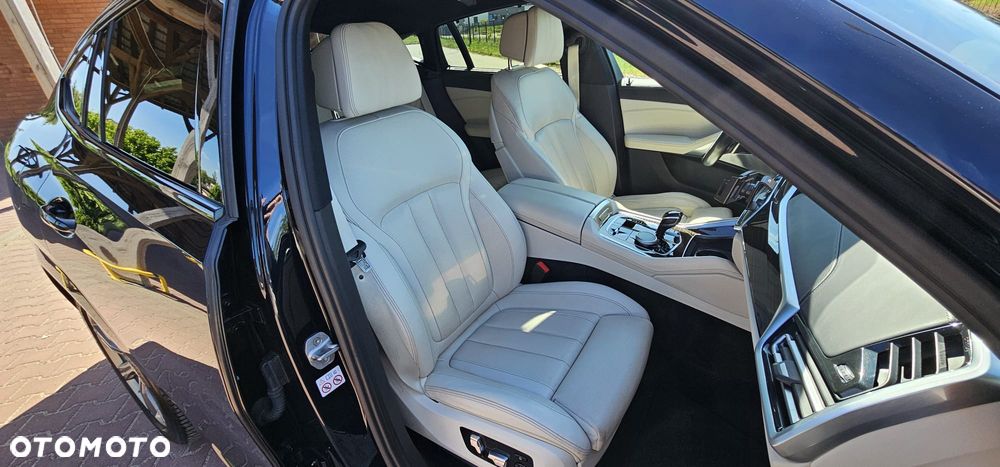 BMW X6 - 19