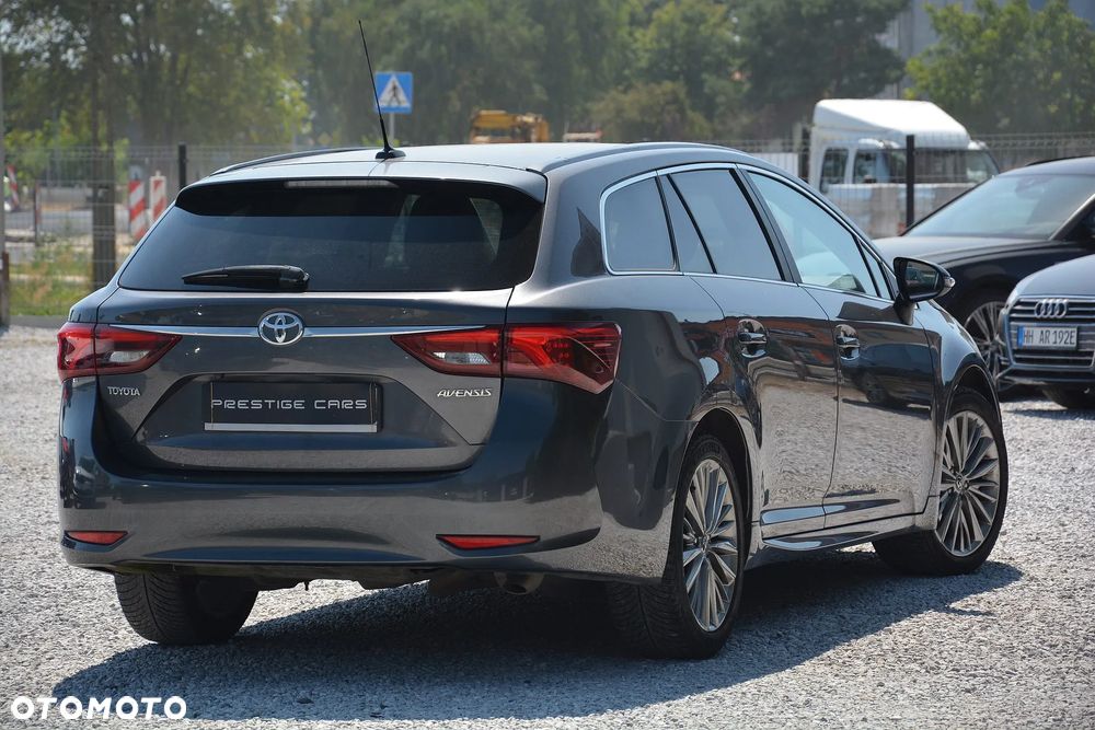 Toyota Avensis 2.0 D-4D Prestige - 4