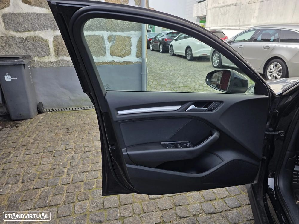 Audi A3 Sportback 1.6 TDI (clean diesel) S line Sport Pack - 7