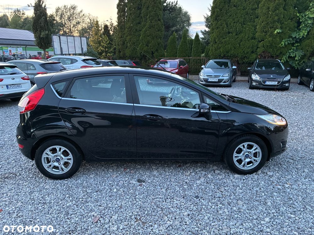 Ford Fiesta 1.6 TDCi DPF Titanium - 8