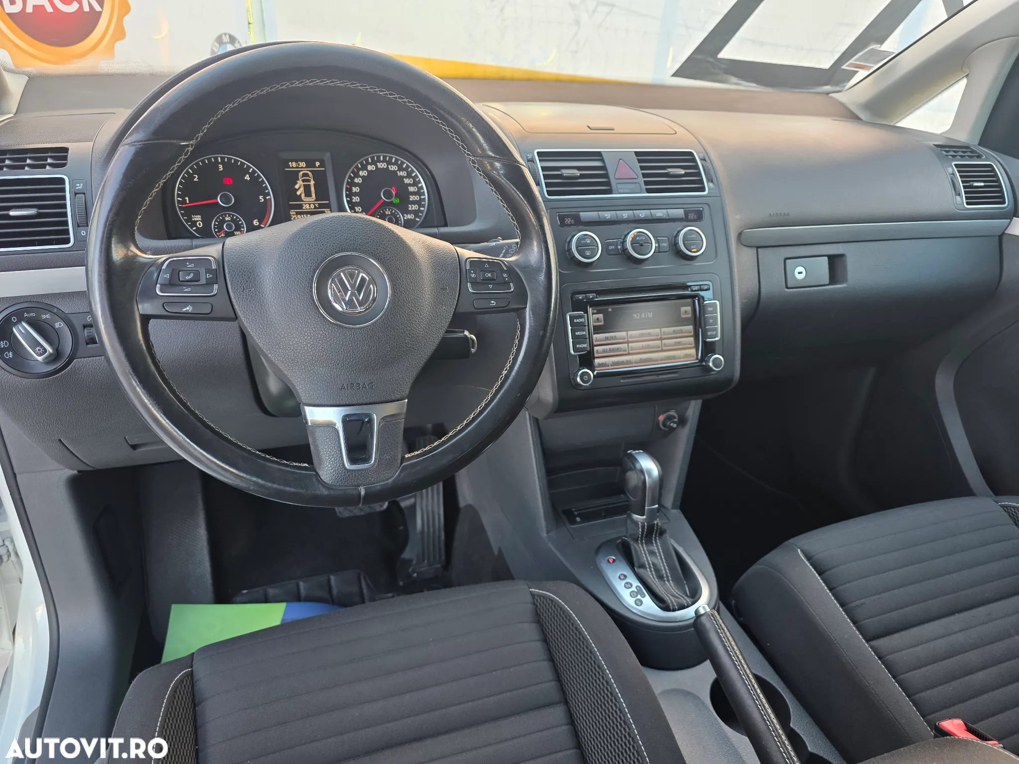 Volkswagen Touran 1.6 TDI DPF BlueMotion Technology DSG Cup - 8