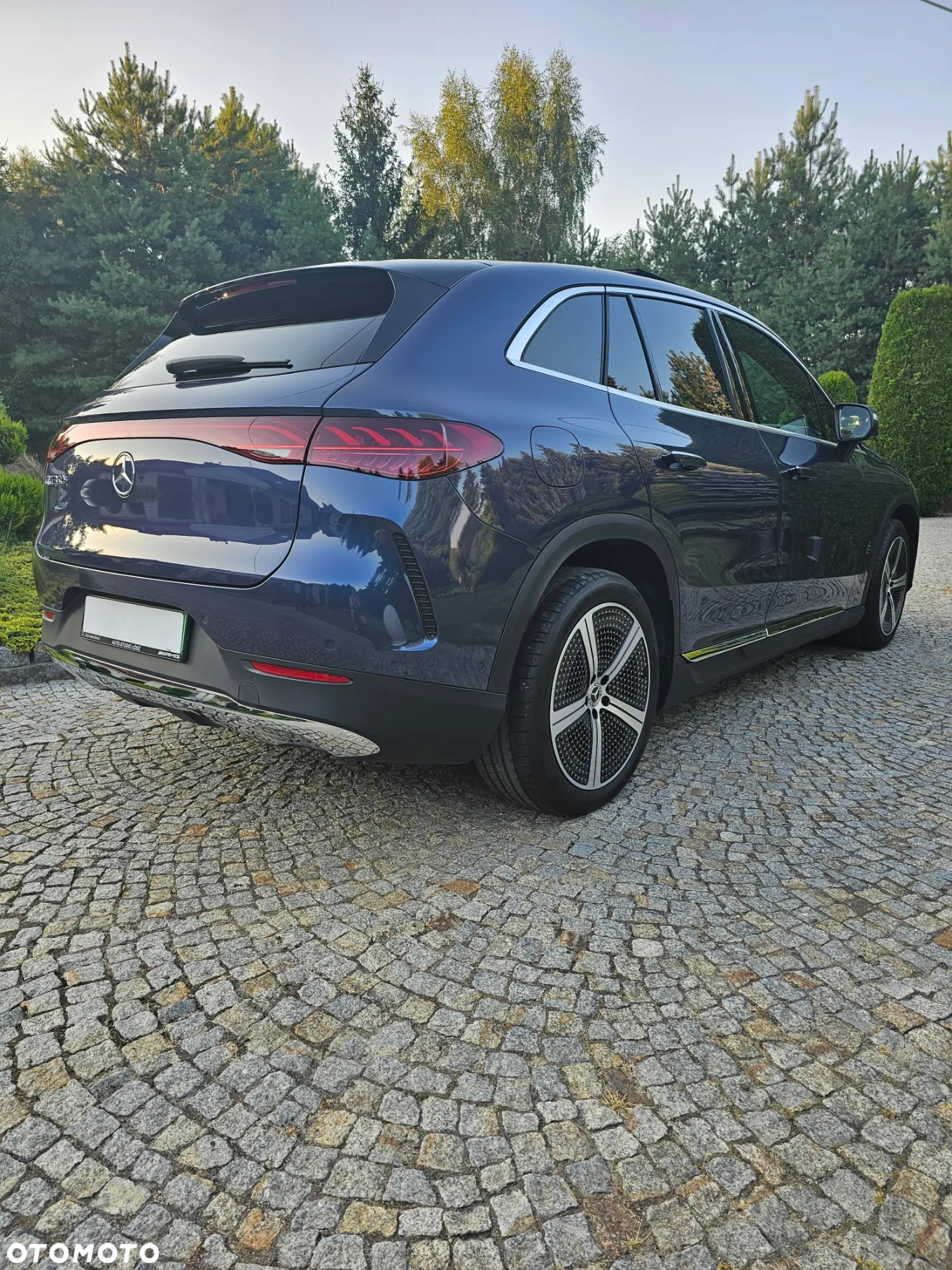 Mercedes-Benz EQE 350+ 90.5kWh Electric Art - 4