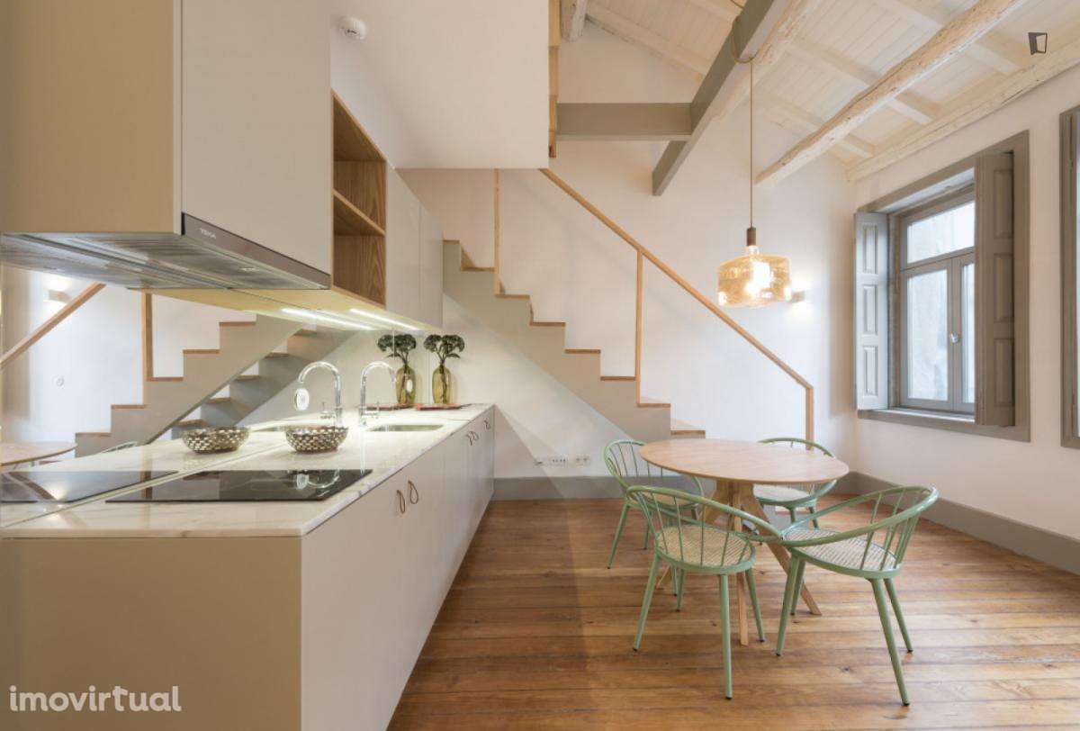 Estúdio - localizado em Santo Ildefonso Porto - Grande imagem: 5/10