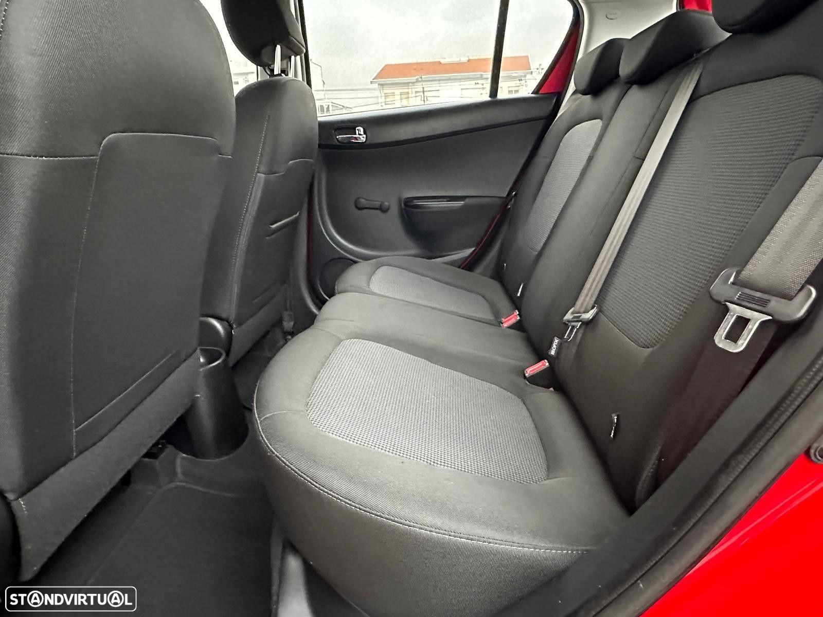 Hyundai i20 - 11