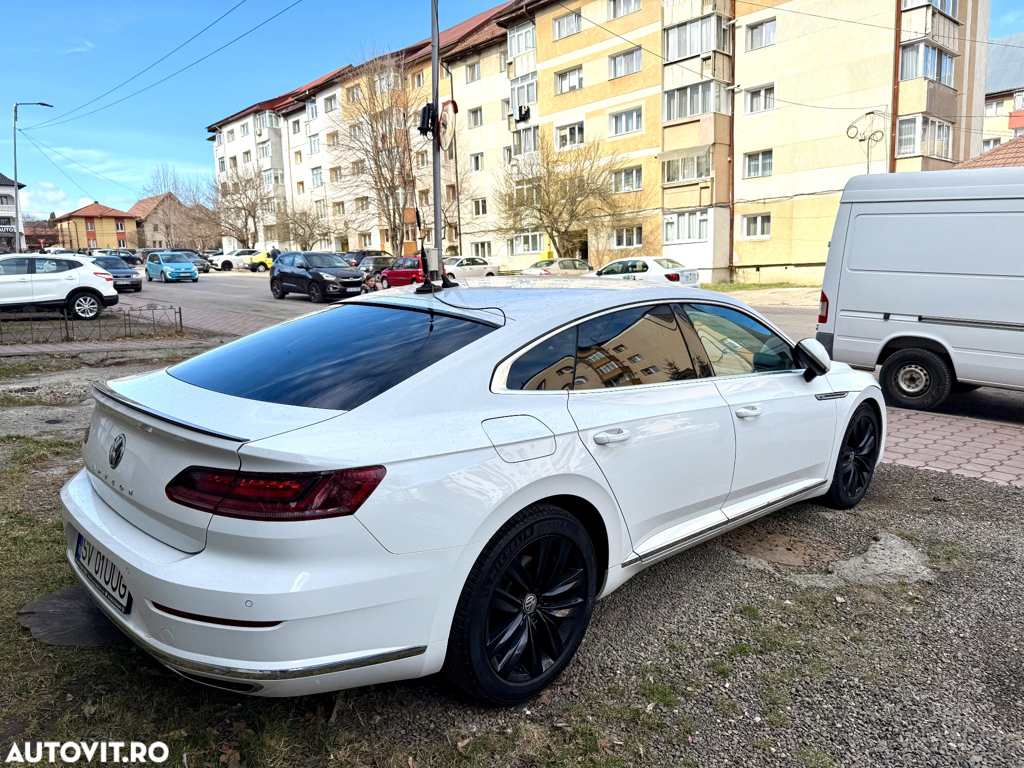 Volkswagen ARTEON 2.0 TDI R-Line - 7