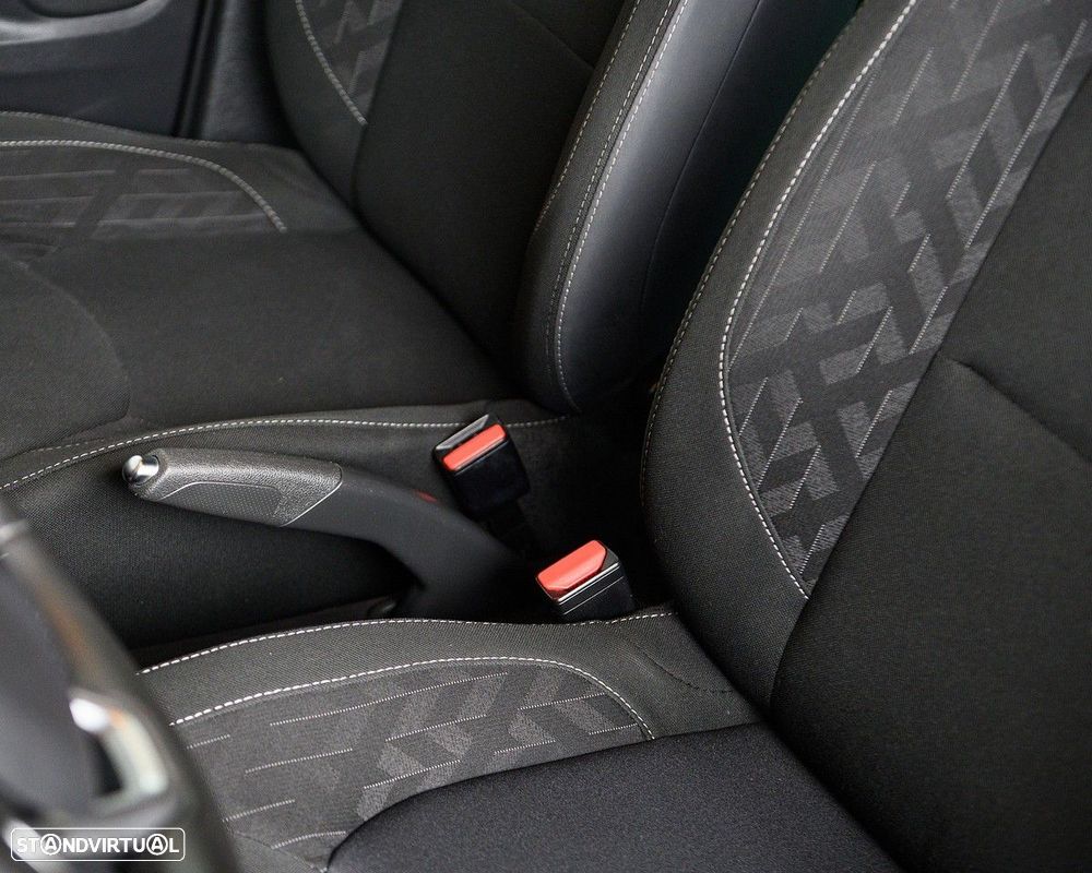 Renault Clio 0.9 TCe Limited - 25