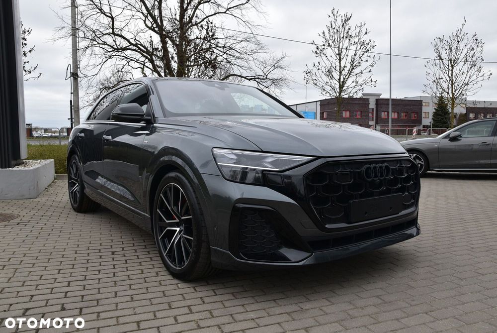 Audi Q8 - 2