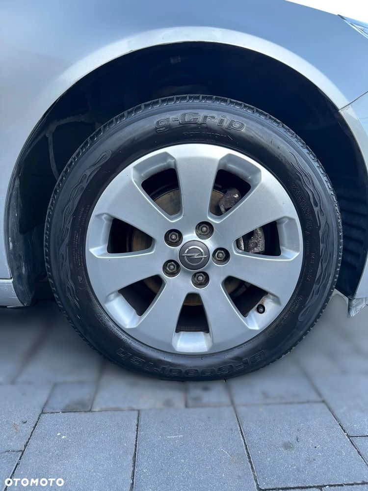 Opel Insignia - 18