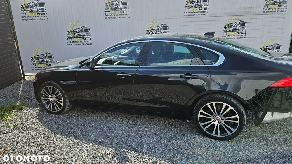 Jaguar XF - 22