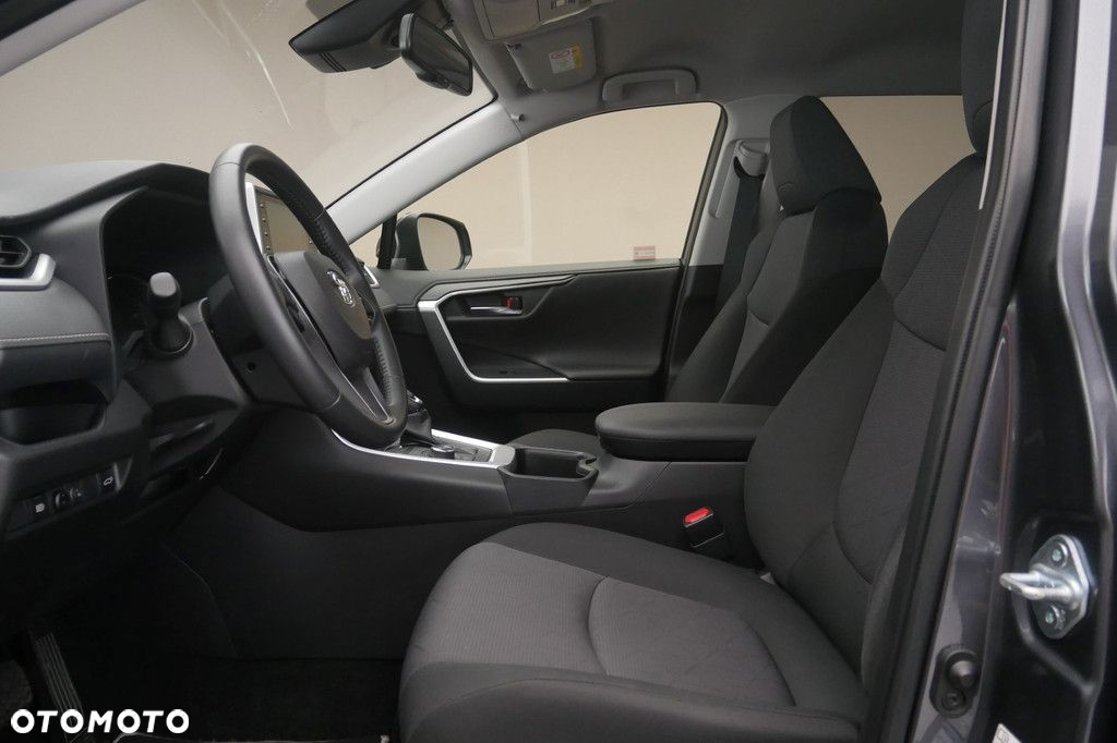 Toyota RAV4 - 12