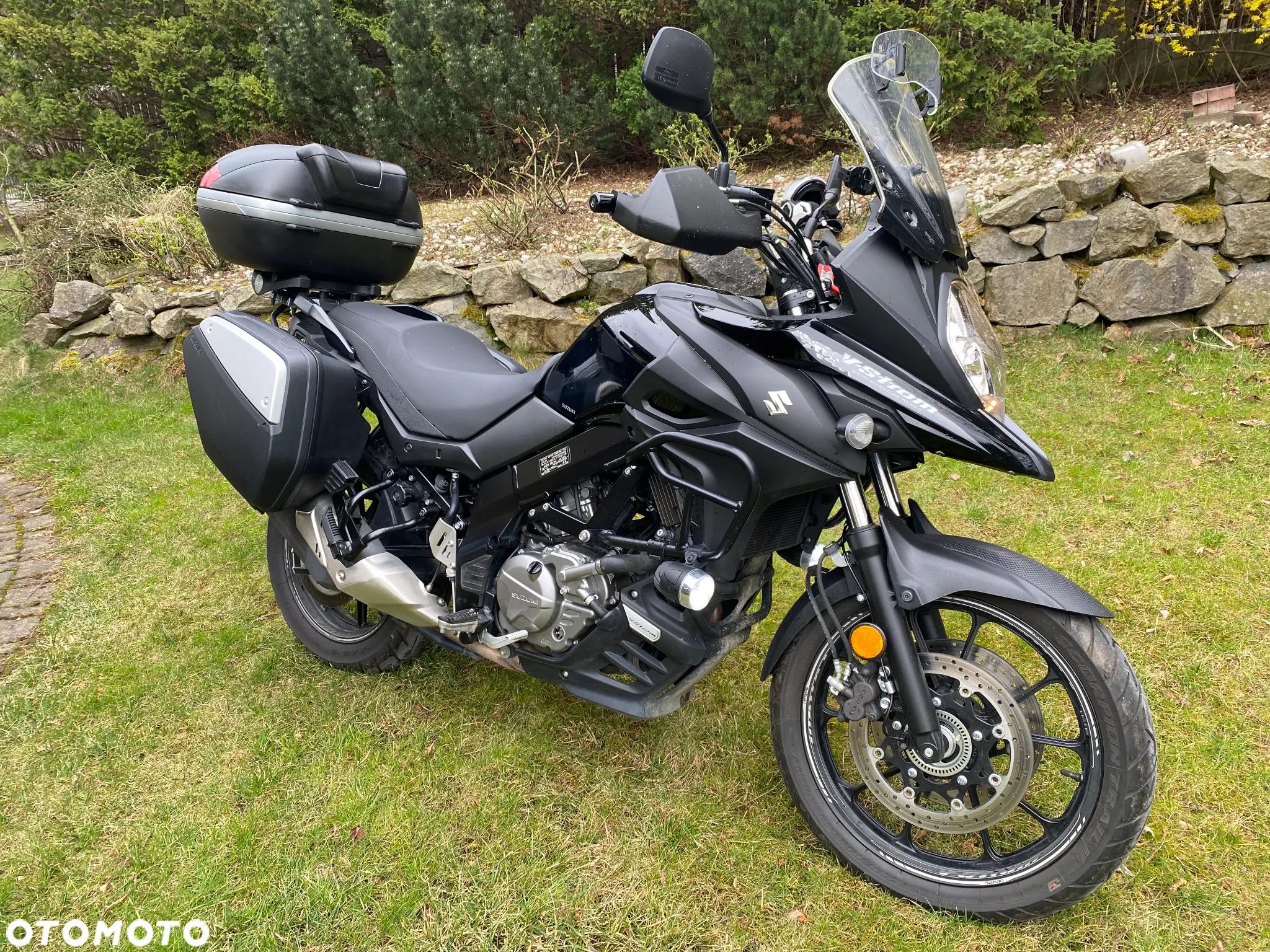Suzuki V-STROM - 1