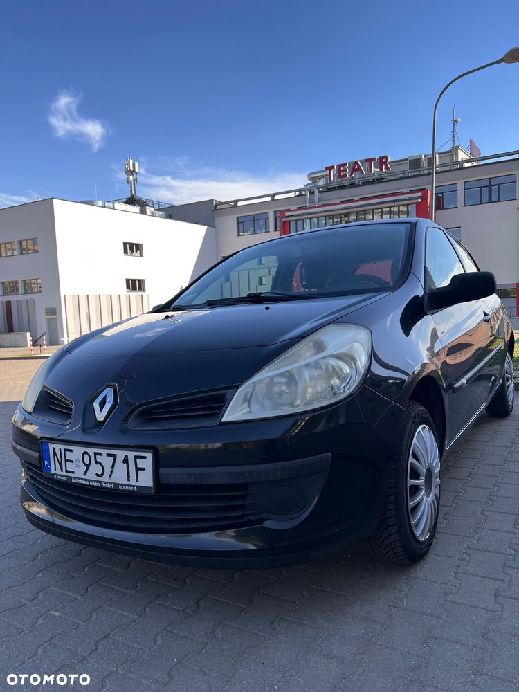 Renault Clio - 1