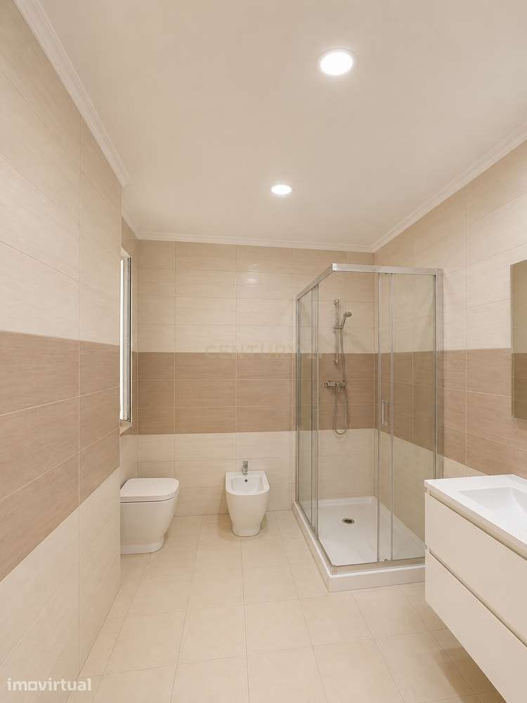 Apartamento T3 Rua Morais Soares Lisboa - Grande imagem: 3/26