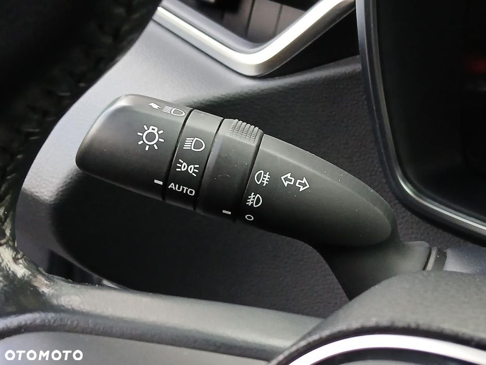 Toyota Corolla 1.8 Hybrid Comfort - 30
