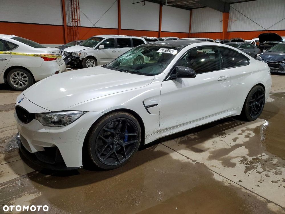 BMW M4 - 2