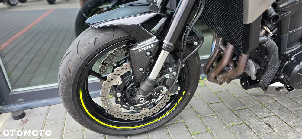 Kawasaki Z 900 - 27