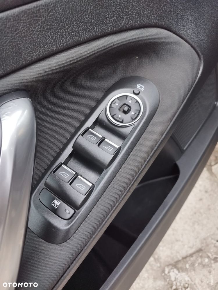 Ford Mondeo 2.0 TDCi Business Edition - 14