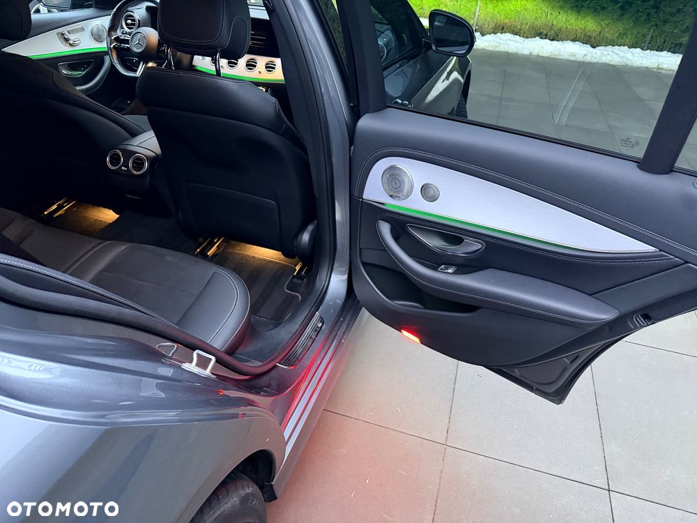 Mercedes-Benz Klasa E - 12