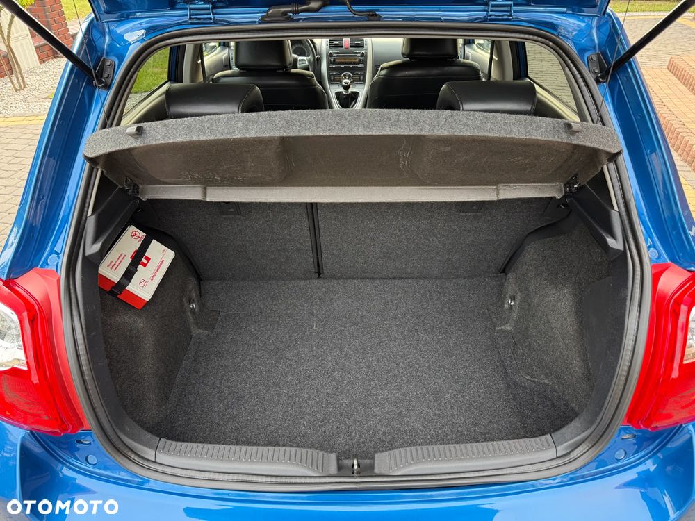 Toyota Auris 1.6 Dynamic - 27