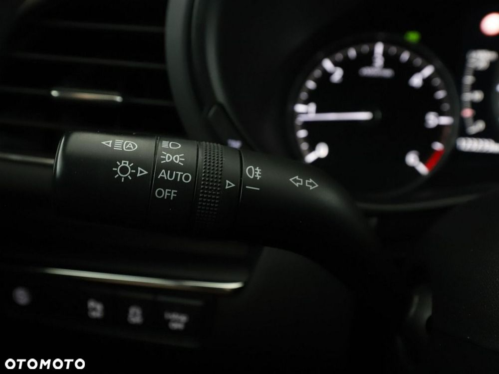 Mazda 3 SKYACTIV-D 1.8 SELECTION - 36
