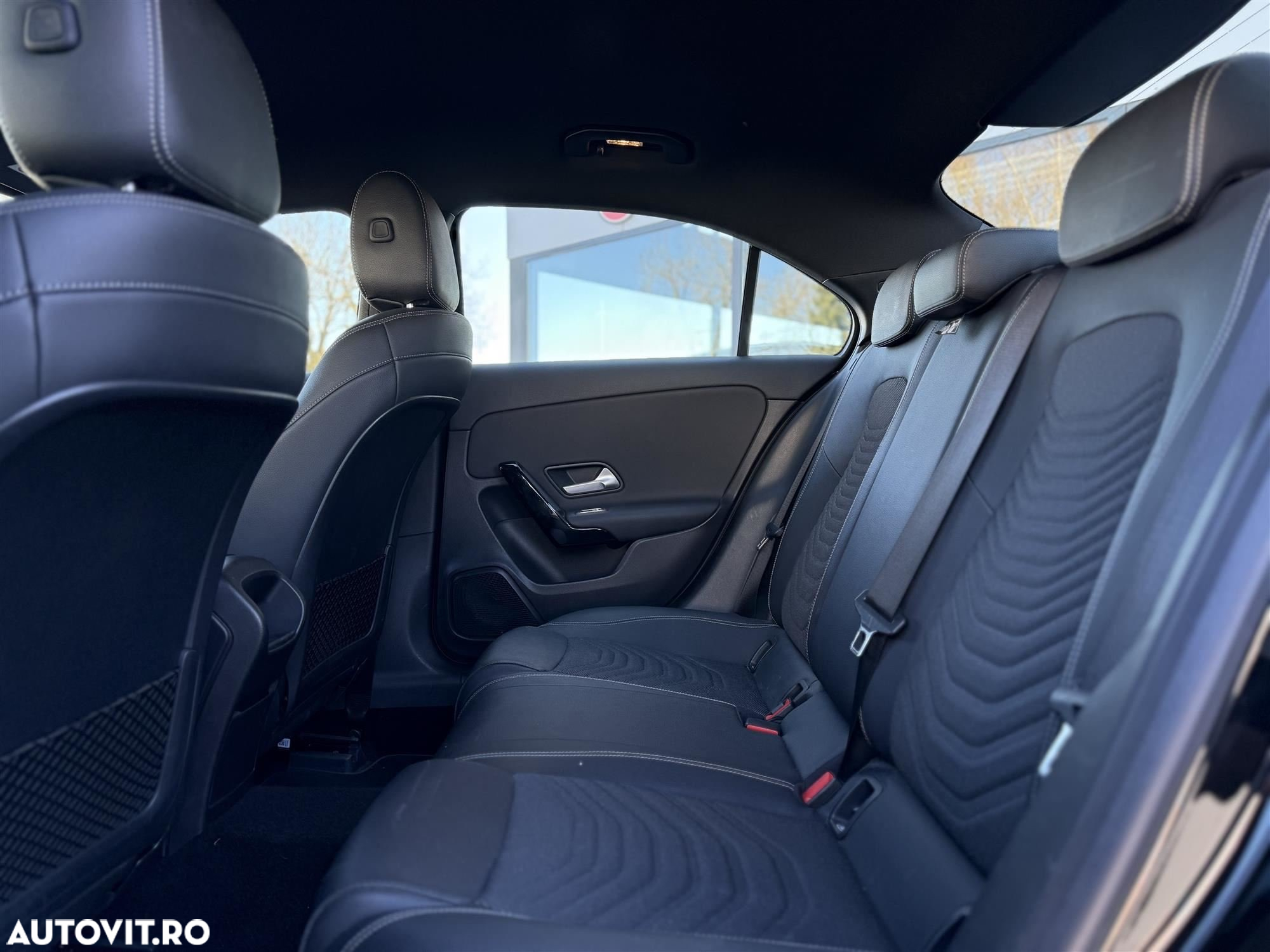 Mercedes-Benz A 180 d Sedan Aut. - 14