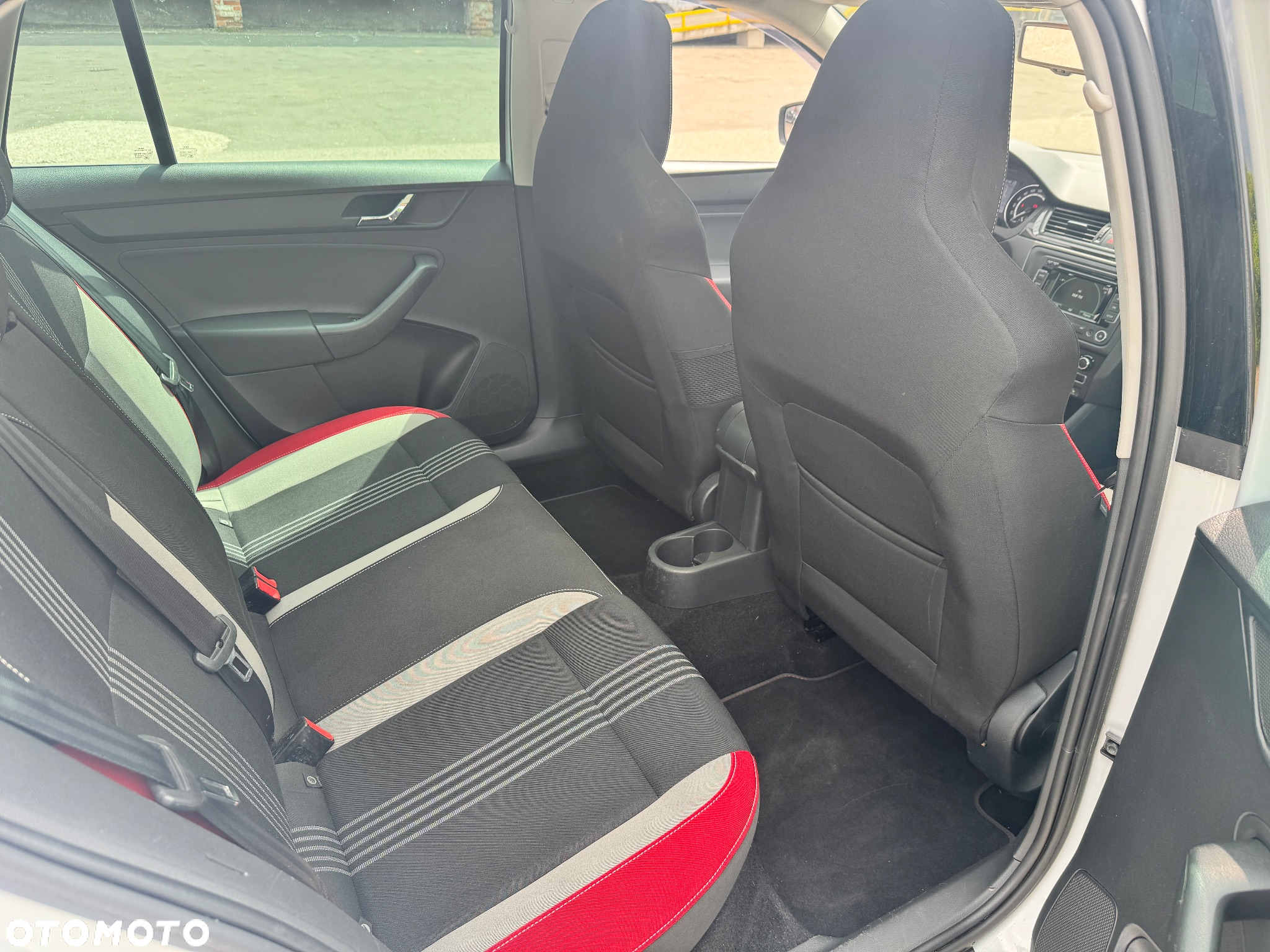 Skoda RAPID Spb 1.2 TSI Monte Carlo - 13