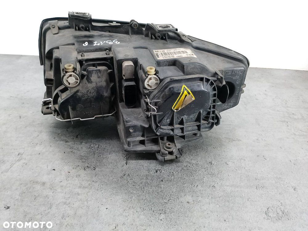 LAMPA PRZÓD PRAWA XENON AUDI A4 B6 89309160      8E0941004S - 9