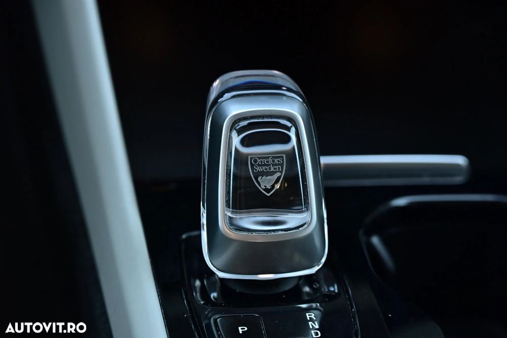 Volvo XC 40 Recharge T5 Twin Engine AT7 Inscription Expression - 20