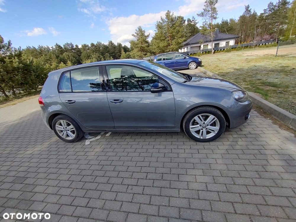 Volkswagen Golf 1.6 TDI DPF BlueMotion Technology MATCH - 12