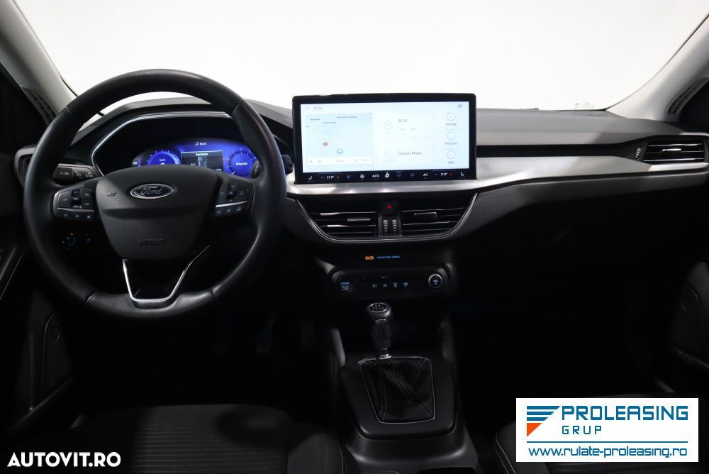Ford Focus - 13