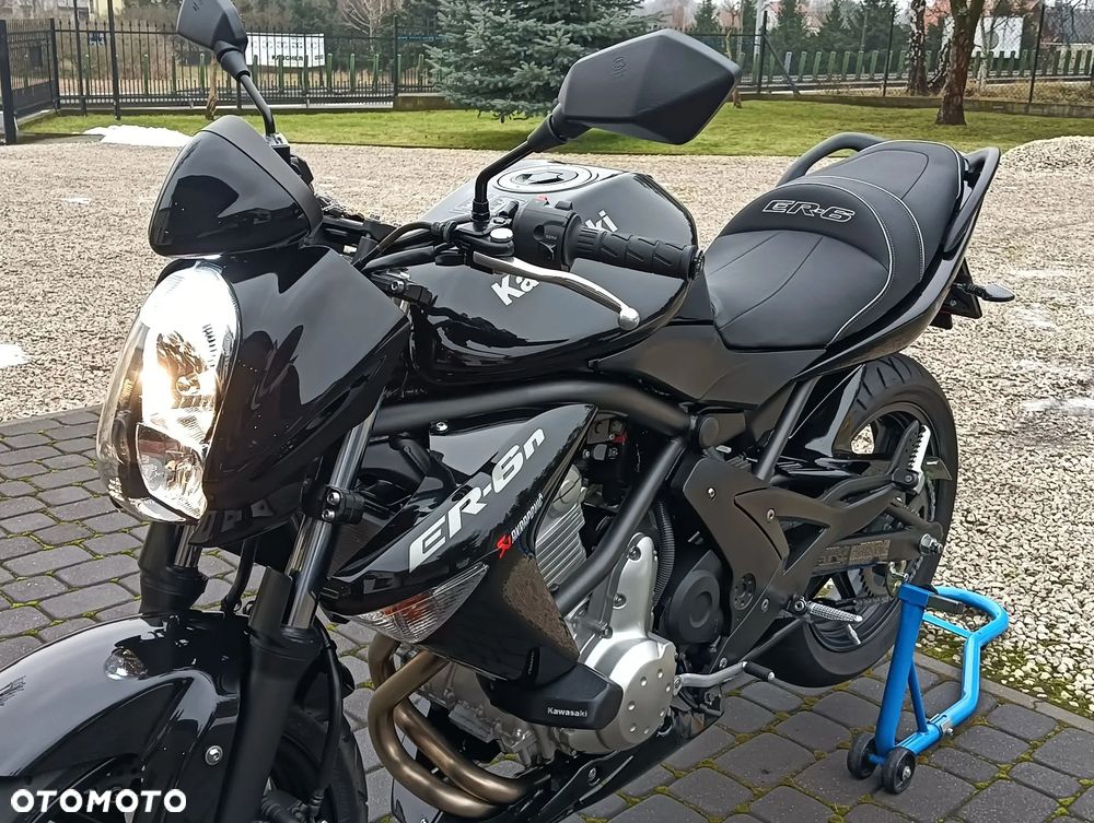 Kawasaki ER - 16